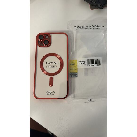Magnetic Protective Case for iPhone 15 Plus – Red - Picture 3 of 3